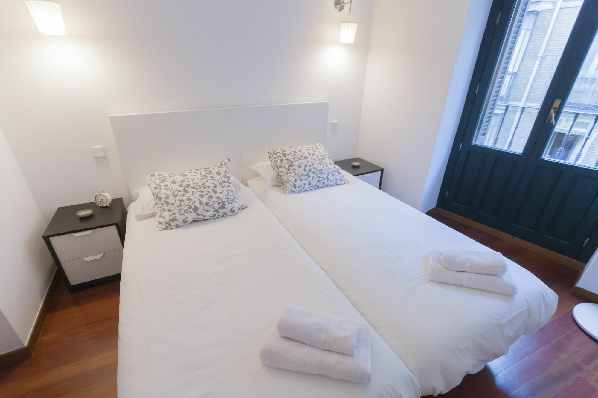 Forever Young Plaza Espana Apartamento